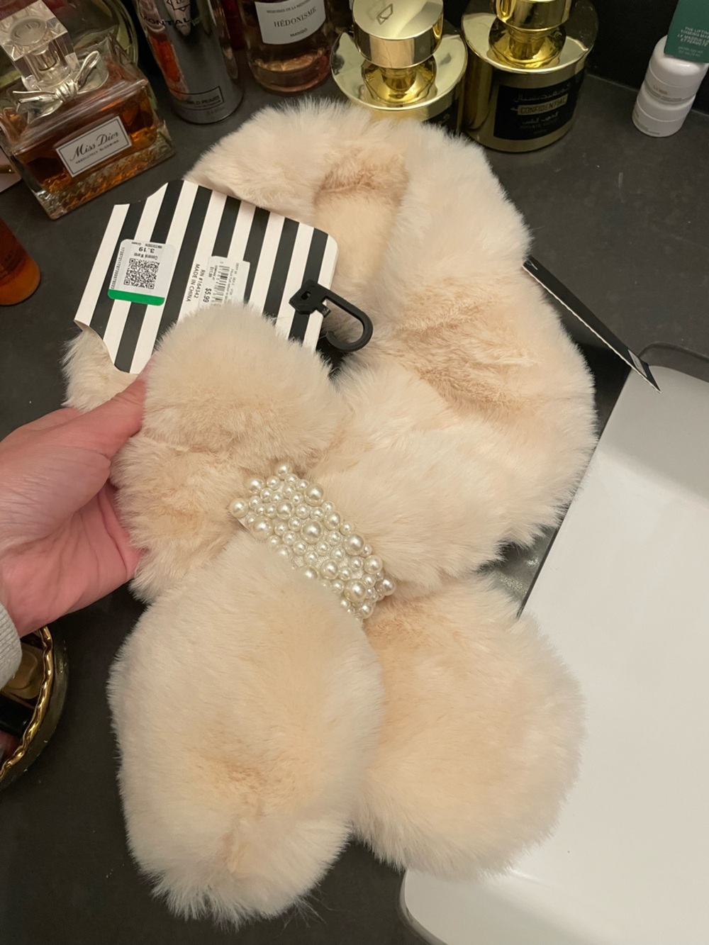 Faux Fur Pearl Cream SCARF/ WRAP- Cream Women’s Accessory